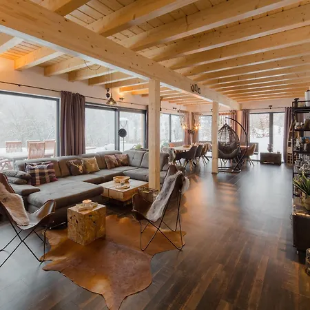Вилла In With Hot Tub Трутнов
