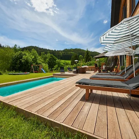 Вилла In With Hot Tub *
