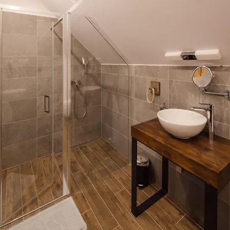 Вилла In With Hot Tub Трутнов